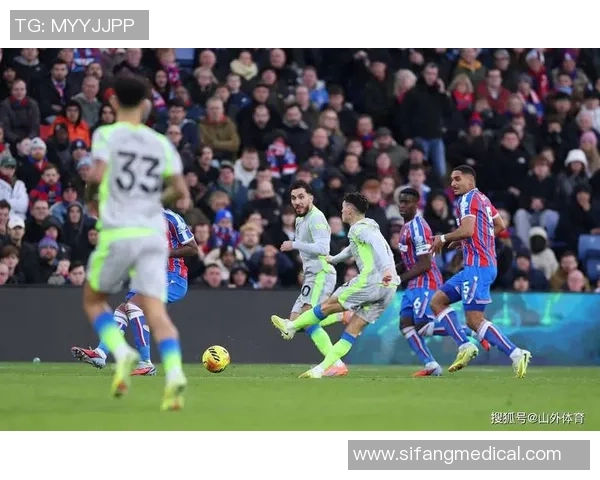 曼城友谊赛大胜曼联四球乌龙球成全场焦点引发热议