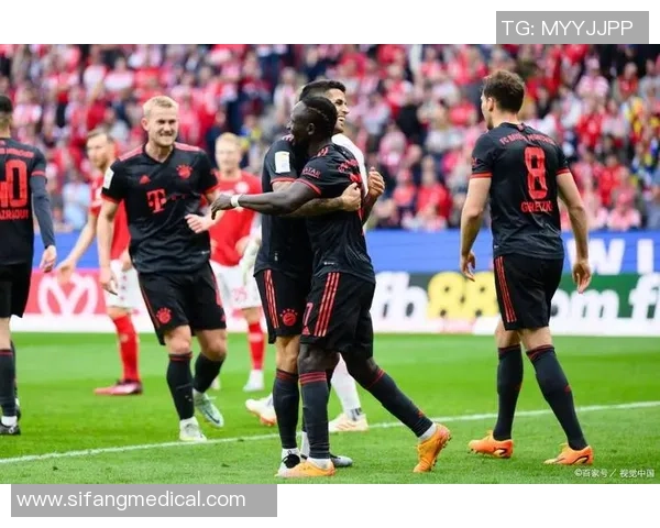 足总杯精彩对决拜仁狂胜热刺6-2引爆全场激情瞬间集锦