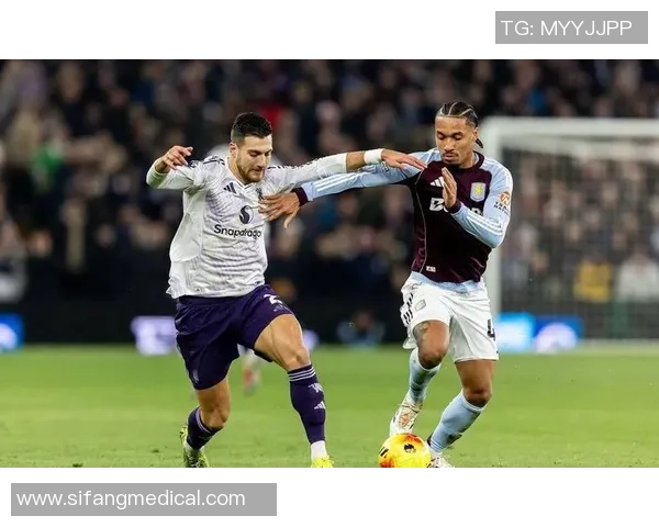 中超激战：马竞大胜曼联红牌争议引发全场热议