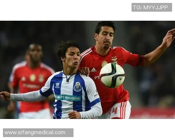 英超精彩对决本菲卡大胜AC米兰帽子戏法点燃全场激情