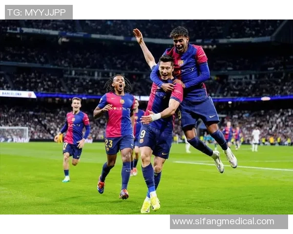 皇马逆袭巴萨友谊赛精彩瞬间回顾与战术分析