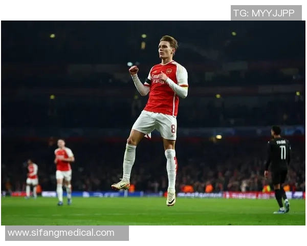 欧冠激战曼联大胜那不勒斯六球狂潮数据解析引爆全场热情